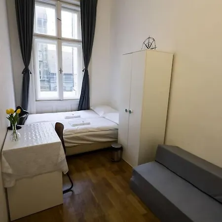 Pest-port Private Room-5