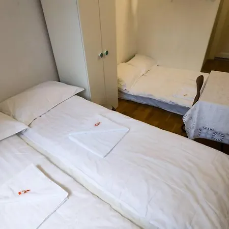 Pest-port Private Room-5 Appartement *